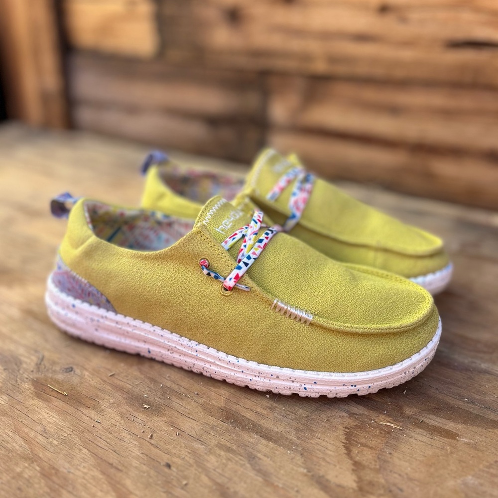 HEY DUDE | Wendy Zig Zag Acacia Slip-On Loafers 8